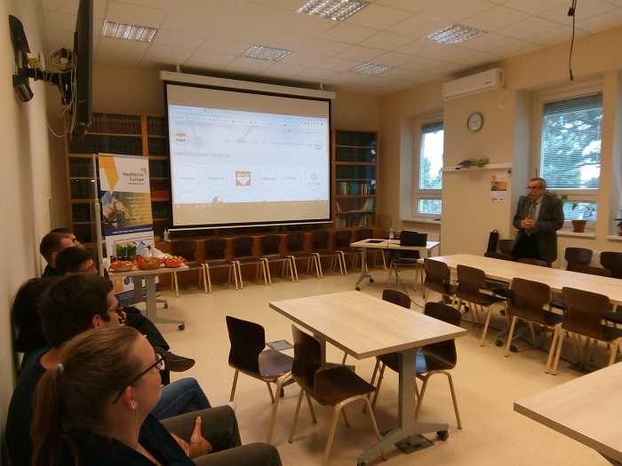 2. fotó_Dr. Szekeres György